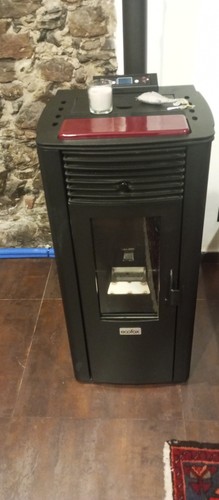 Stufa pellet idro usata - a,